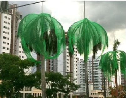 Em 2012, tela foram colocadas nas palmeiras (Foto: Tiago Melo)